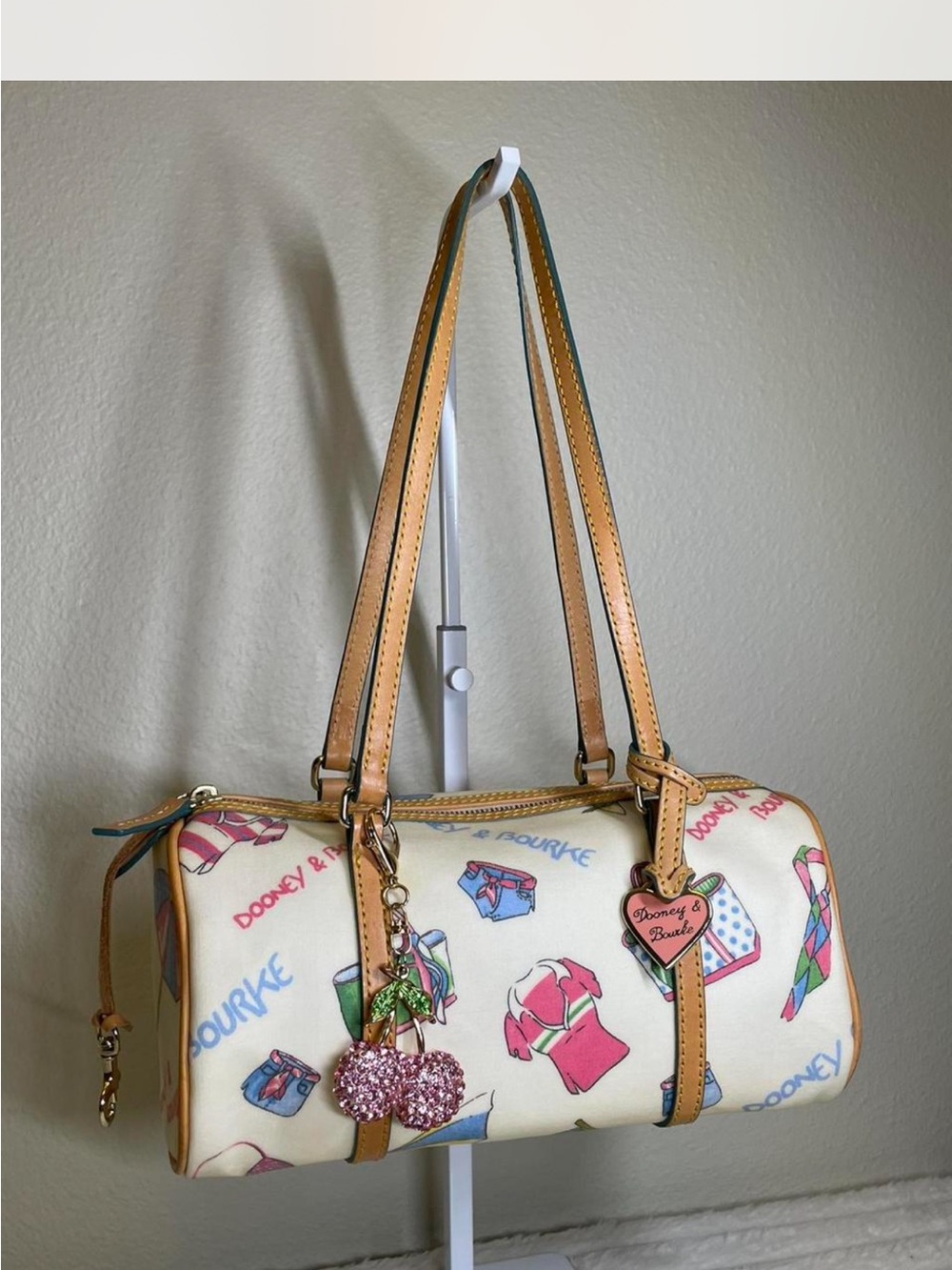 Dooney & Bourke Barrel Bag - Picture 3 of 8